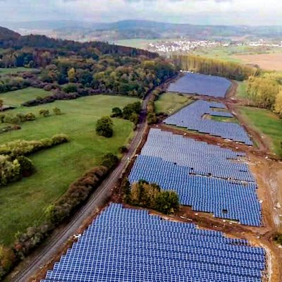 10-MWp-Solarpark in Hessen